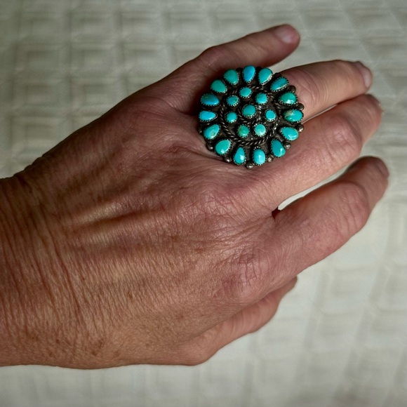 Huge Round Petite Point 1970’s Authentic Blue Turquoise Cluster Ring Size 6-1/2 - Picture 2 of 7